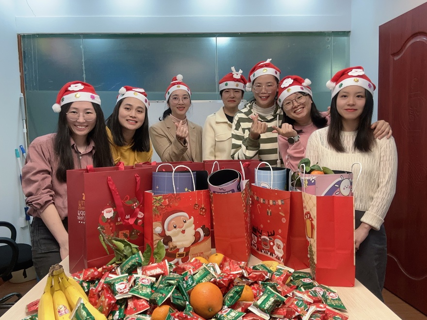 Merry Christmas & Happy New Year!